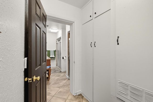 1535 Melrose Ave, Modesto, CA 95350