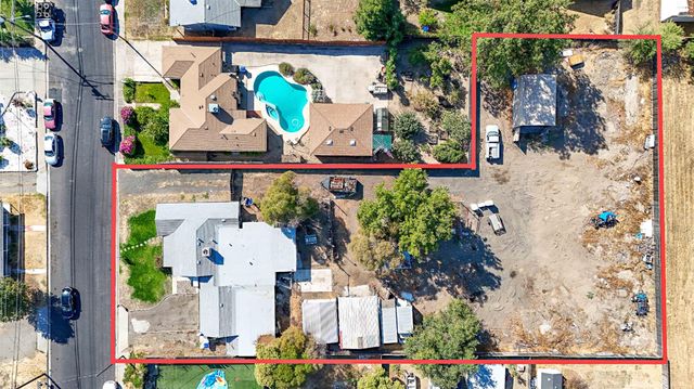 1535 Melrose Ave, Modesto, CA 95350