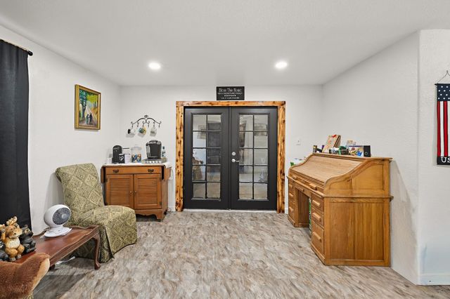 1535 Melrose Ave, Modesto, CA 95350