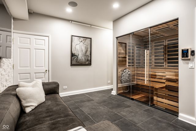 5715 Sunset Lane, Indianapolis, IN 46228