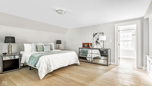 5715 Sunset Lane, Indianapolis, IN 46228
