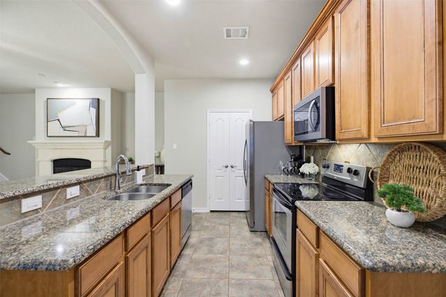 6744 Pistoia Drive, Frisco, TX 75034