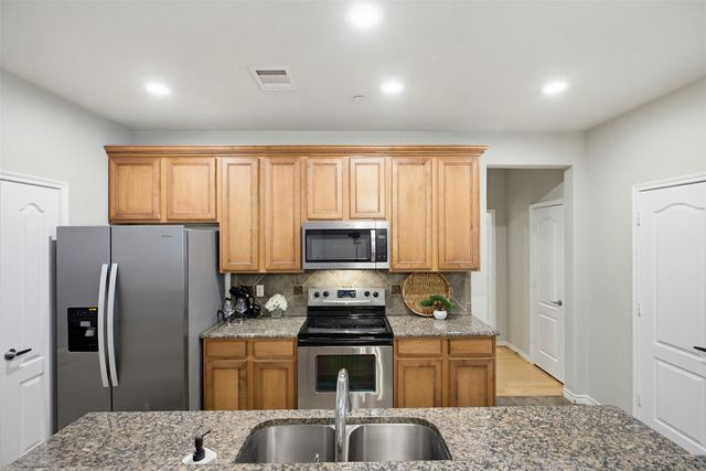 6744 Pistoia Drive, Frisco, TX 75034