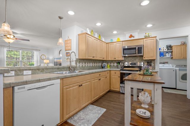 187 Lakeside Crossing Dr., Conway, SC 29526