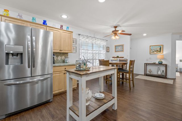 187 Lakeside Crossing Dr., Conway, SC 29526