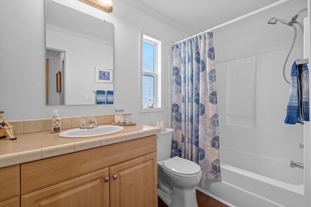 187 Lakeside Crossing Dr., Conway, SC 29526