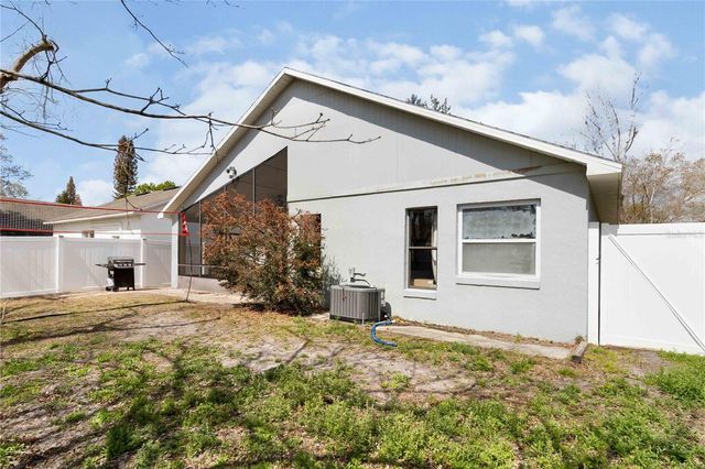 1647 RIVEREDGE ROAD, Oviedo, FL 32766