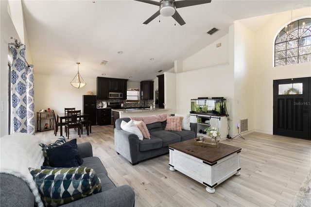 1647 RIVEREDGE ROAD, Oviedo, FL 32766