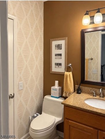 7 Perkins Dr, West Orange Twp., NJ 07052