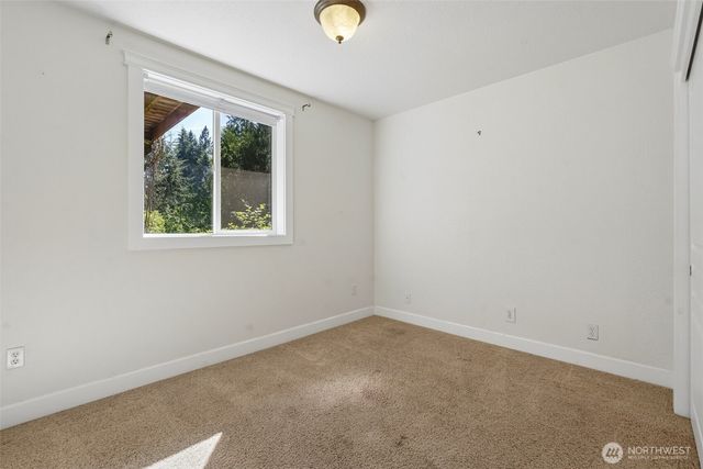 215 NE 386th Street, Woodland, WA 98674