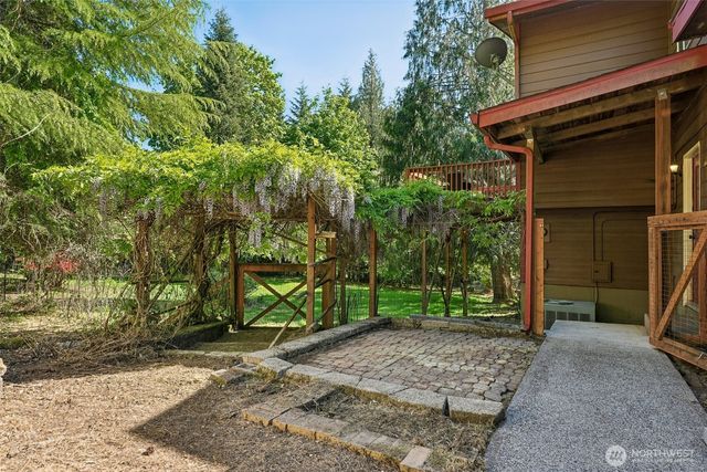 215 NE 386th Street, Woodland, WA 98674