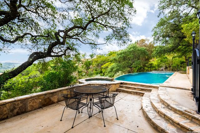 30044 Cloud View Drive, Bulverde, TX 78163