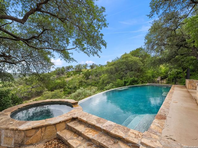 30044 Cloud View Drive, Bulverde, TX 78163