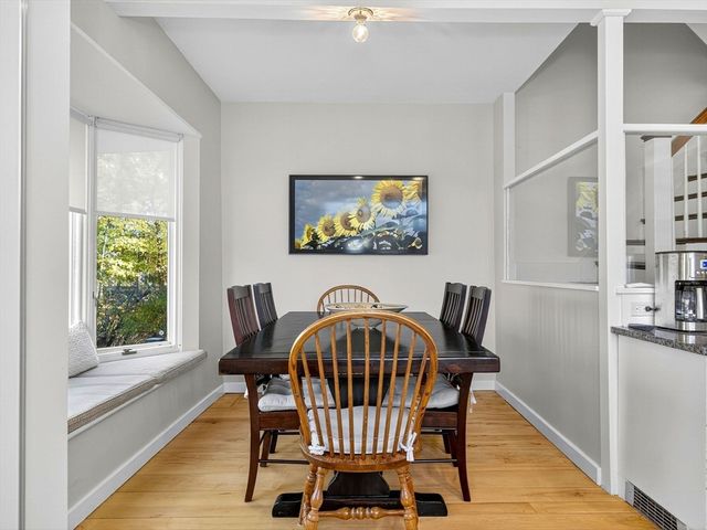 432 Dedham St, Newton, MA 02459