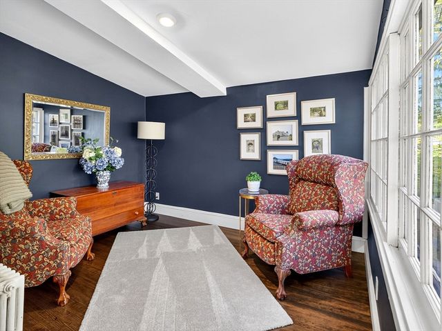 432 Dedham St, Newton, MA 02459