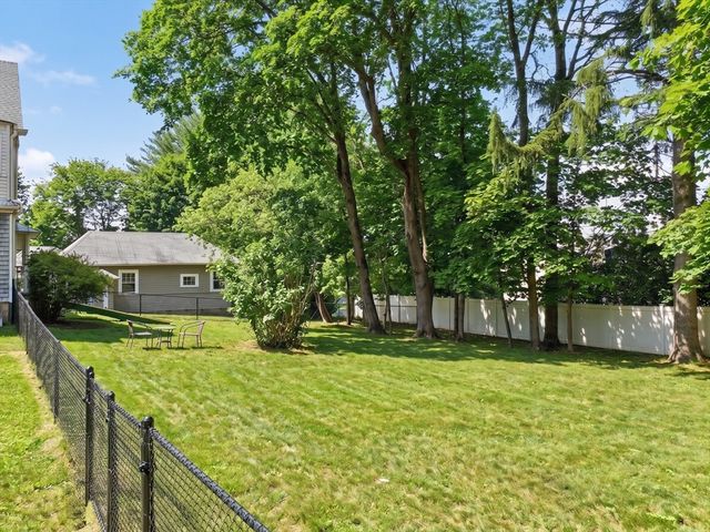 432 Dedham St, Newton, MA 02459
