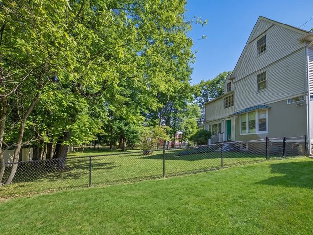 432 Dedham St, Newton, MA 02459