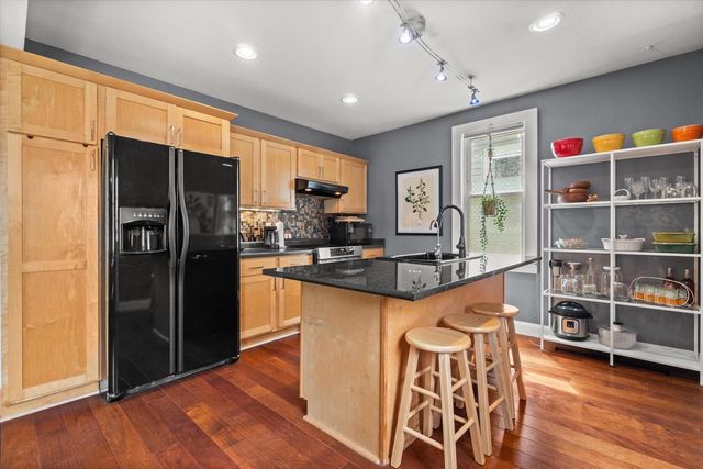 2501 S Lenox STREET, Milwaukee, WI 53207