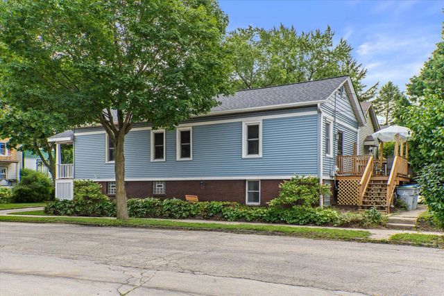 2501 S Lenox STREET, Milwaukee, WI 53207