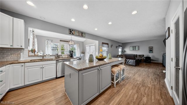 5640 Coverdale Way, Medina, OH 44256