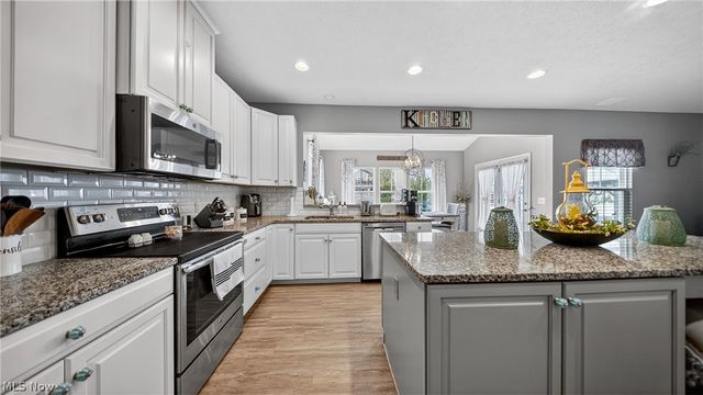 5640 Coverdale Way, Medina, OH 44256