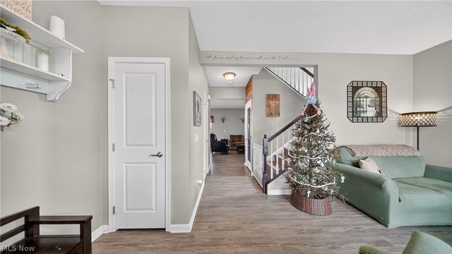 5640 Coverdale Way, Medina, OH 44256