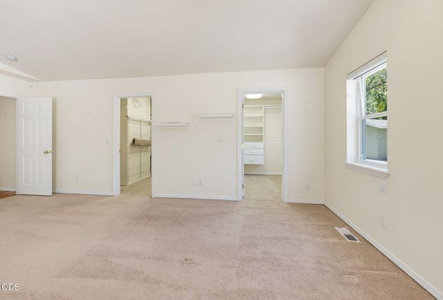 290 Chinook Park Lane, Grants Pass, OR 97527