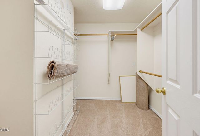 290 Chinook Park Lane, Grants Pass, OR 97527