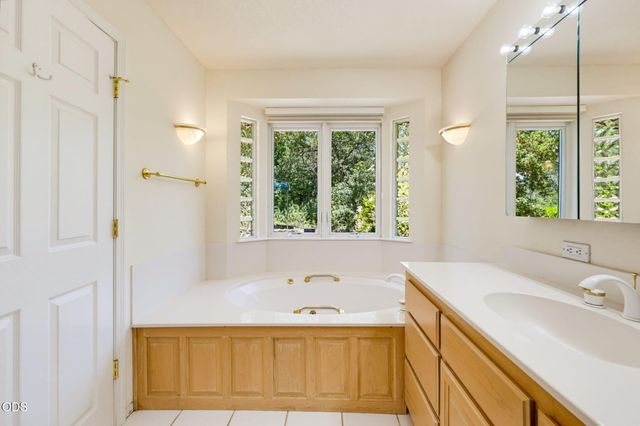 290 Chinook Park Lane, Grants Pass, OR 97527