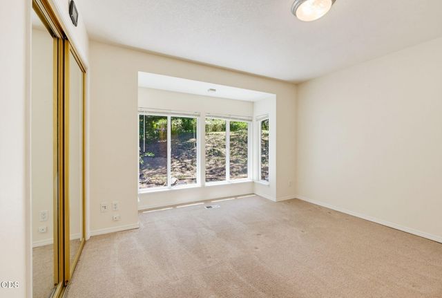 290 Chinook Park Lane, Grants Pass, OR 97527