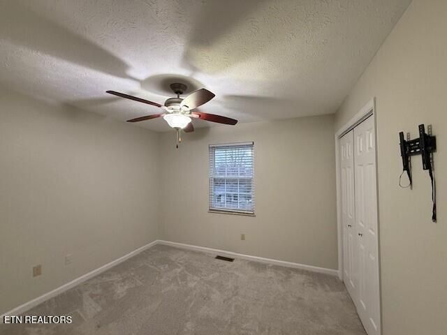 1325 Woodridge Drive, Knoxville, TN 37919