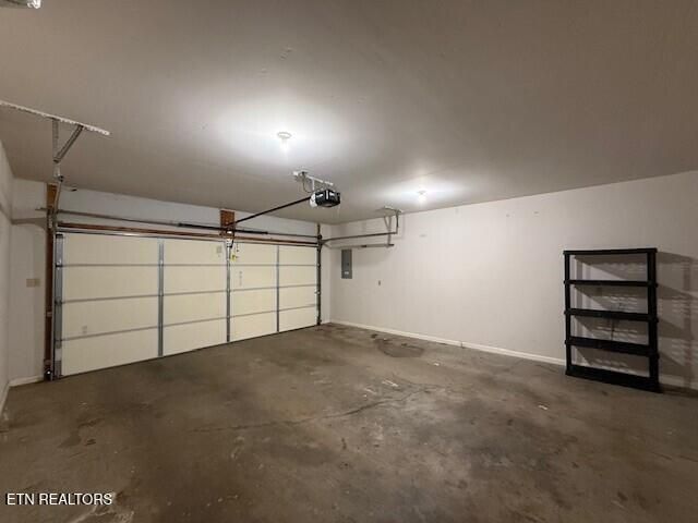 1325 Woodridge Drive, Knoxville, TN 37919