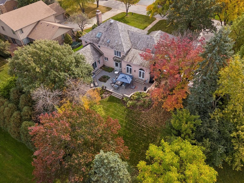 344 Hambletonian Drive, Oak Brook, IL 60523 — photo 5