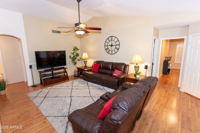 9223 W KINGS Avenue, Peoria, AZ 85382