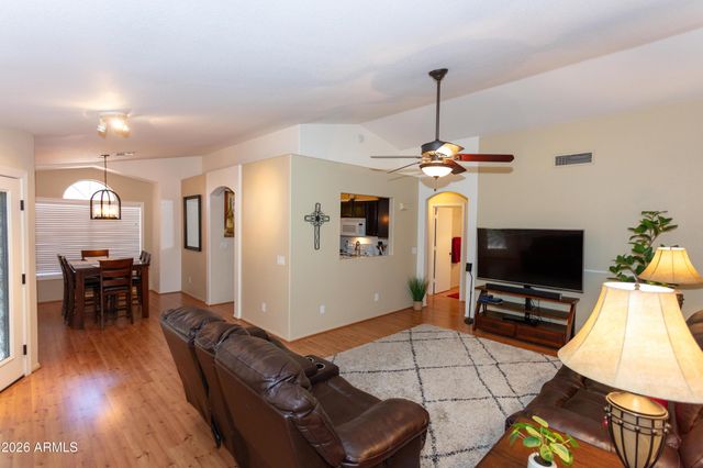 9223 W KINGS Avenue, Peoria, AZ 85382