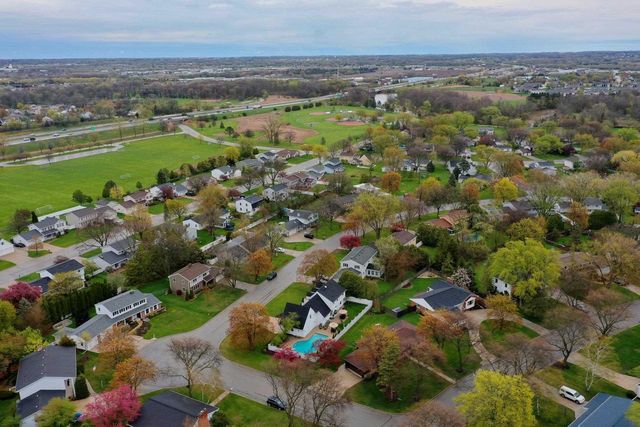 618 BORDEAUX, Green Bay, WI 54301