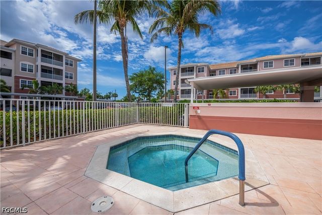 11700 Pasetto LN 102, Fort Myers, FL 33908