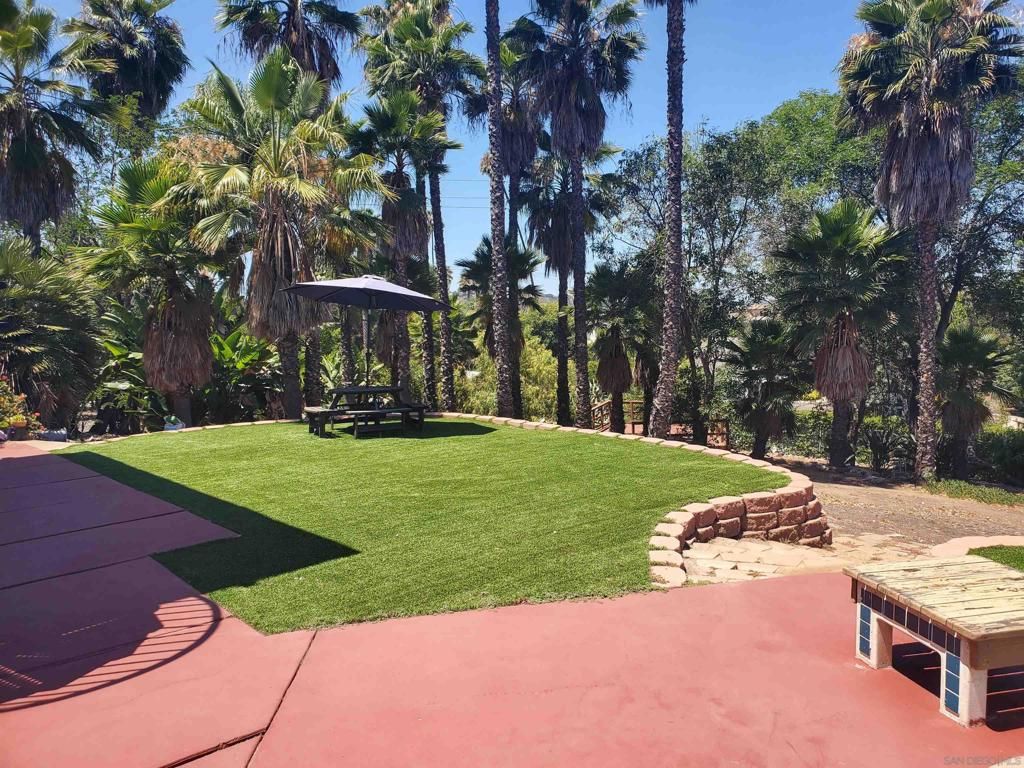 Image 3 of property listing at 2410 Euclid, El Cajon, CA 92019