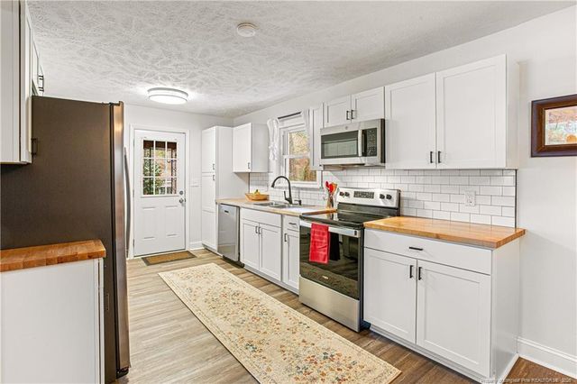 432 McPhee Drive, Fayetteville, NC 28305