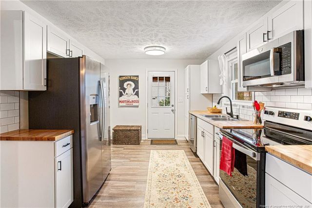 432 McPhee Drive, Fayetteville, NC 28305