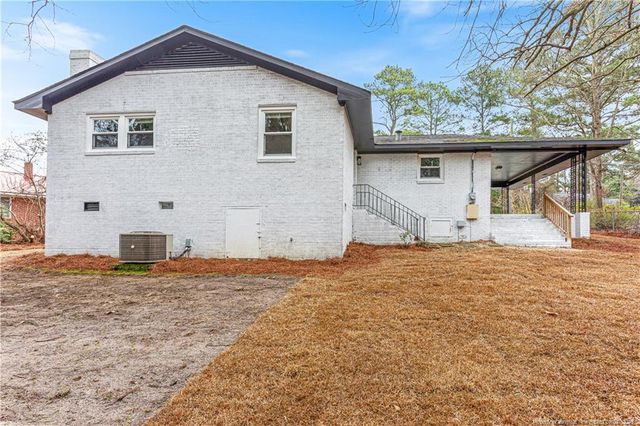 432 McPhee Drive, Fayetteville, NC 28305