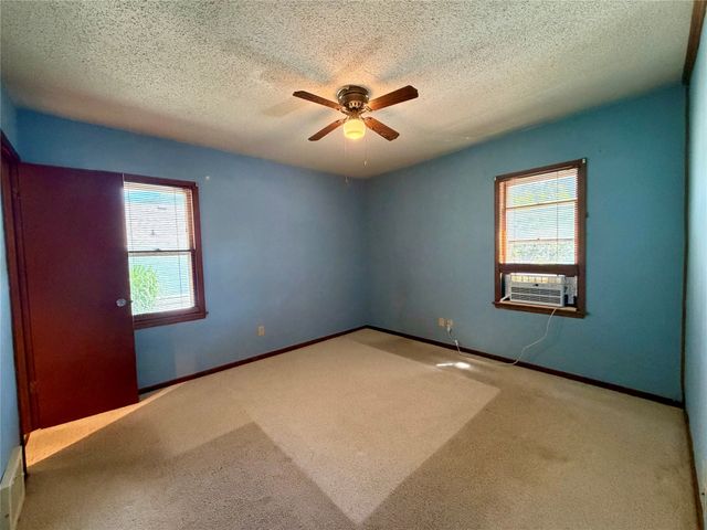 1405 48th Street, Des Moines, IA 50311