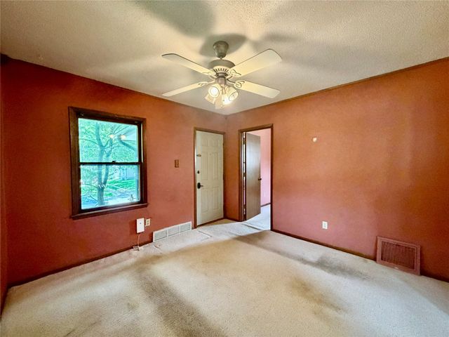 1405 48th Street, Des Moines, IA 50311