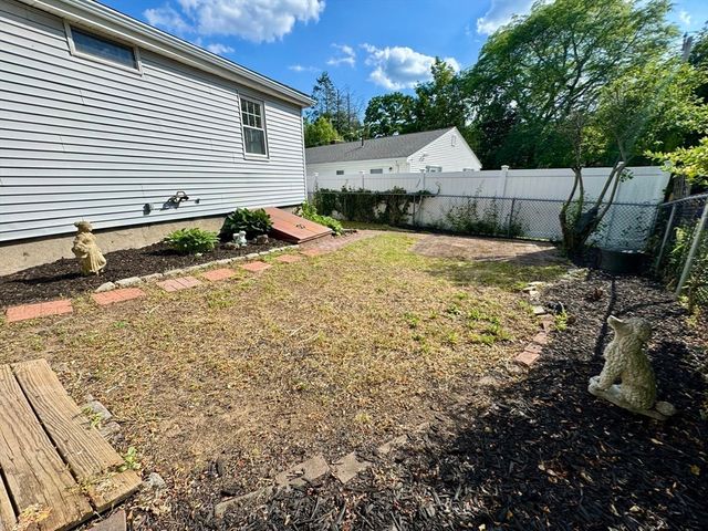 2 Furbush Rd, Boston, MA 02132