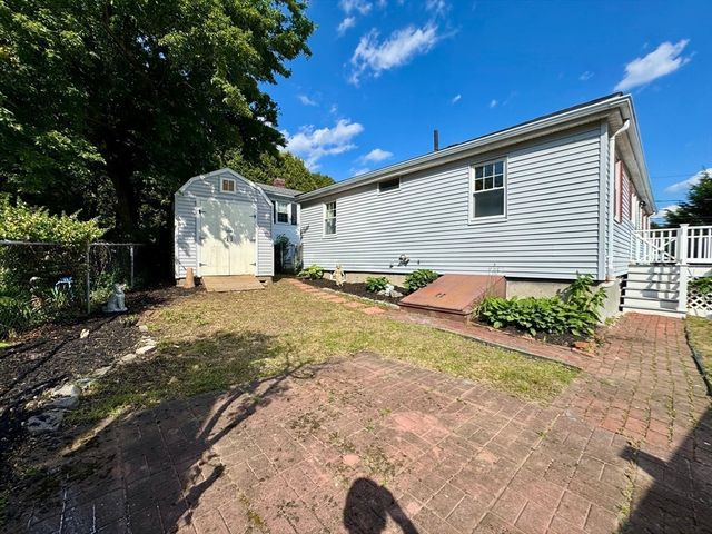 2 Furbush Rd, Boston, MA 02132
