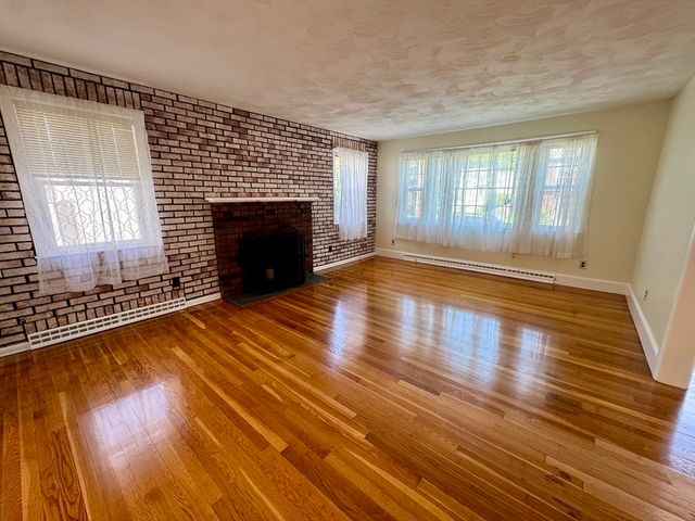 2 Furbush Rd, Boston, MA 02132