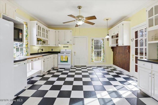 109 N Greene Street, Snow Hill, NC 28580