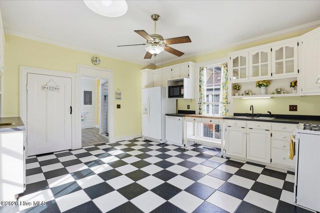 109 N Greene Street, Snow Hill, NC 28580