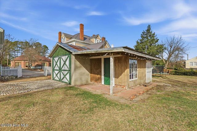 109 N Greene Street, Snow Hill, NC 28580