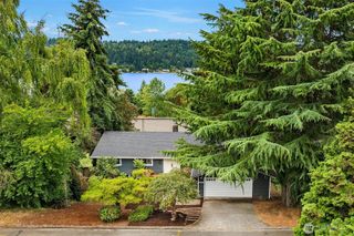 5761 110th Ave SE, Bellevue, WA 98006